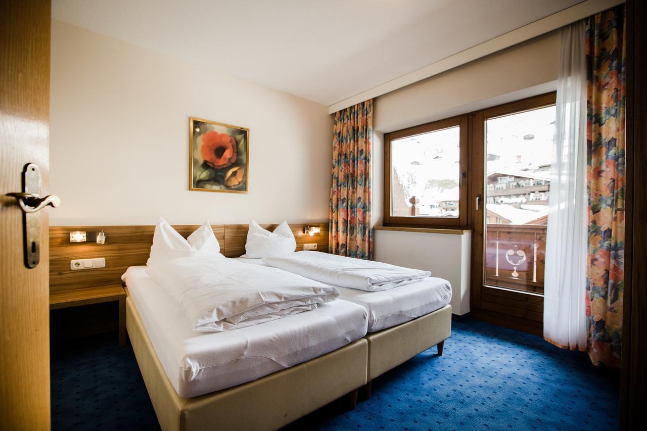 Aparthotel Dorfplatzl Garni Tux Exterior photo