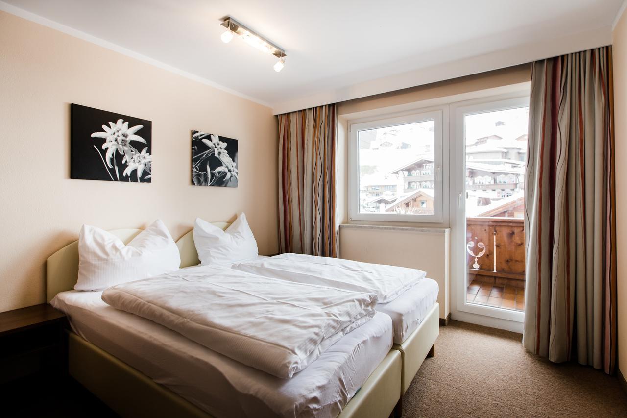 Aparthotel Dorfplatzl Garni Tux Exterior photo
